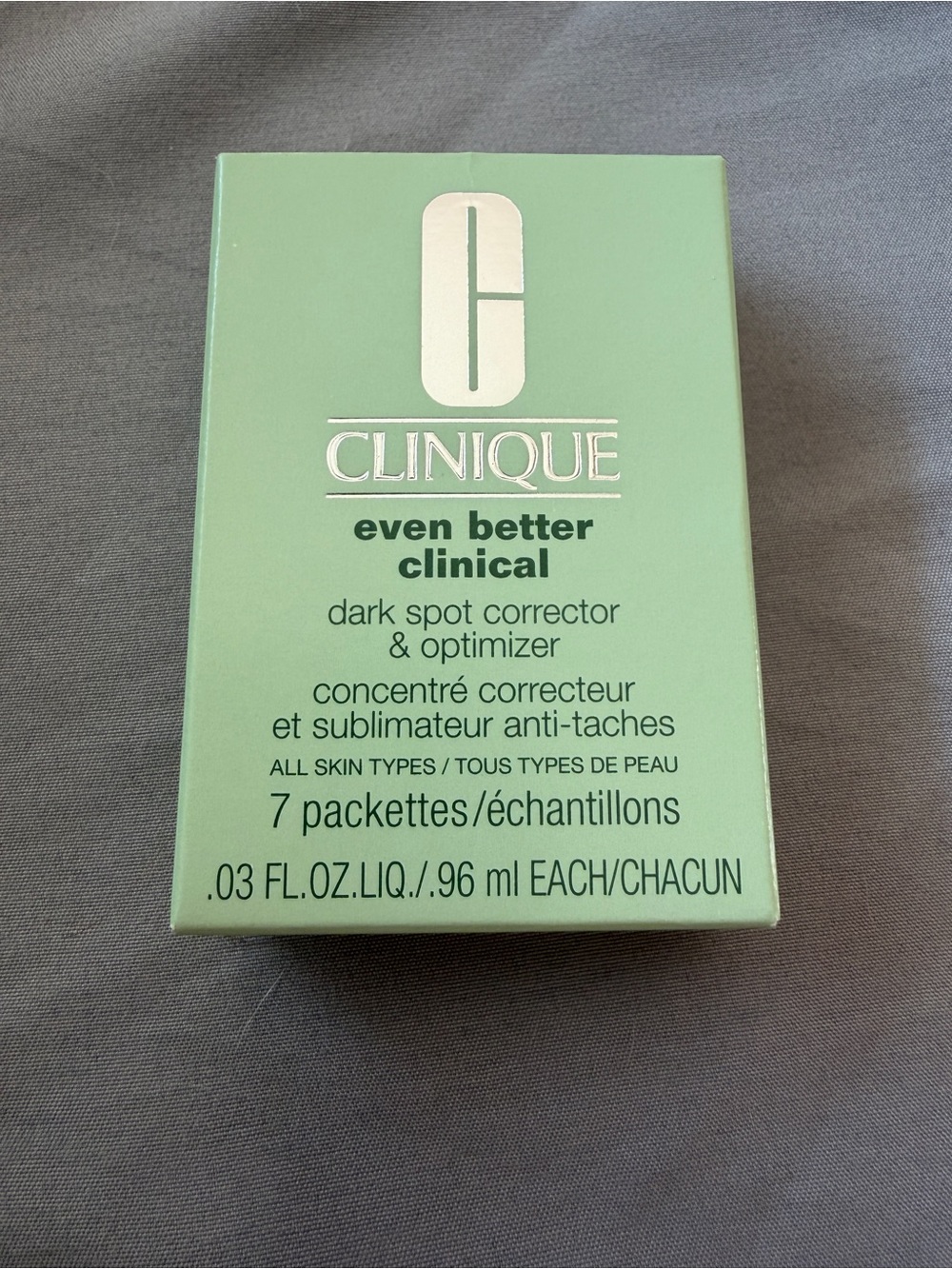 New Clinique Even Better Clinical Dark Spot Corrector Mint Green Sample Box
